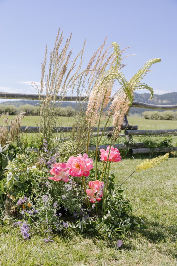 summer wedding ideas in Jackson hole 
