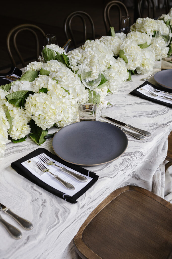 black and white table settings and arrangements- summer wedding ideas