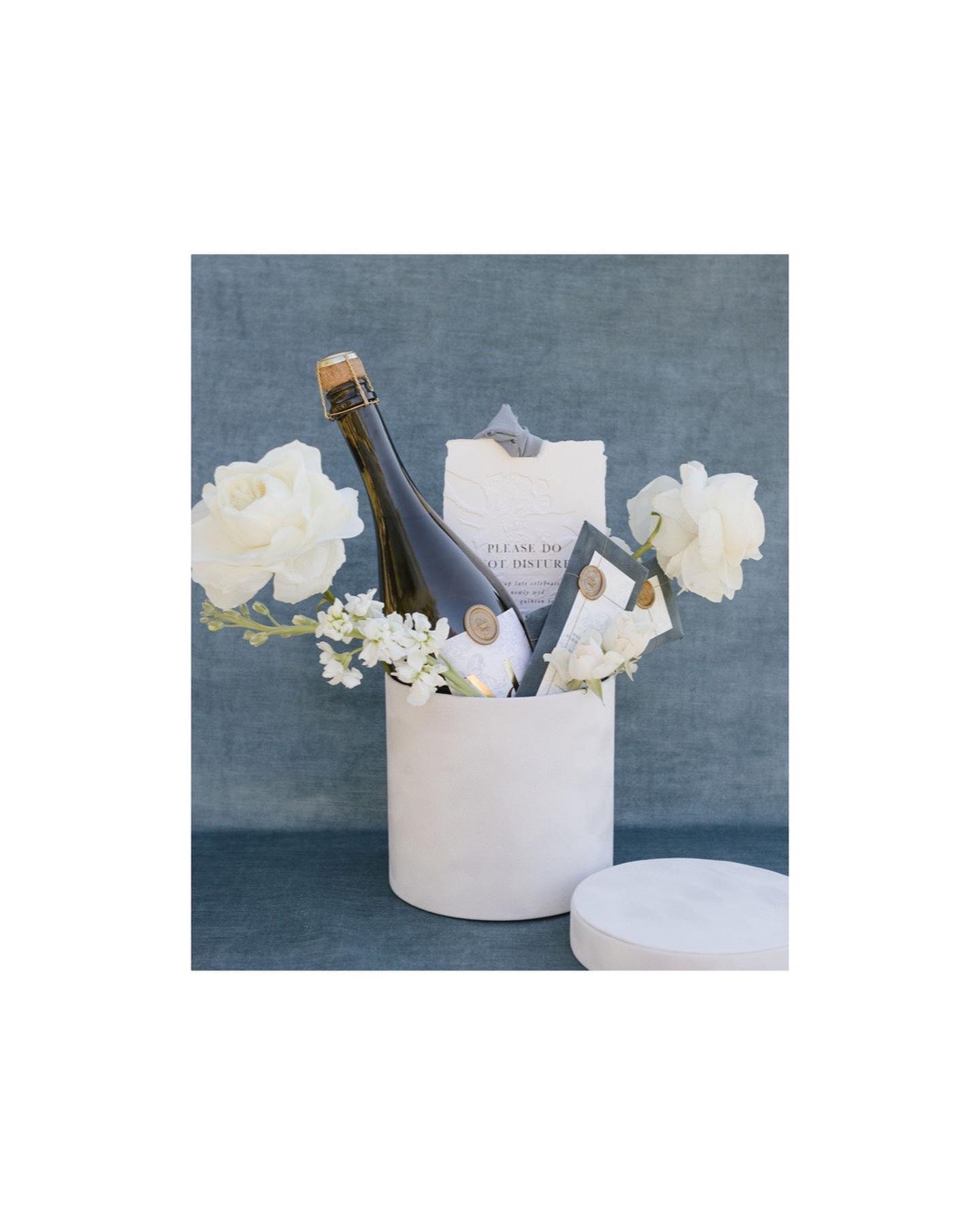 eloping-in-jackson-hole champagne and flowers - wedding details during a wedding weekend itinerary