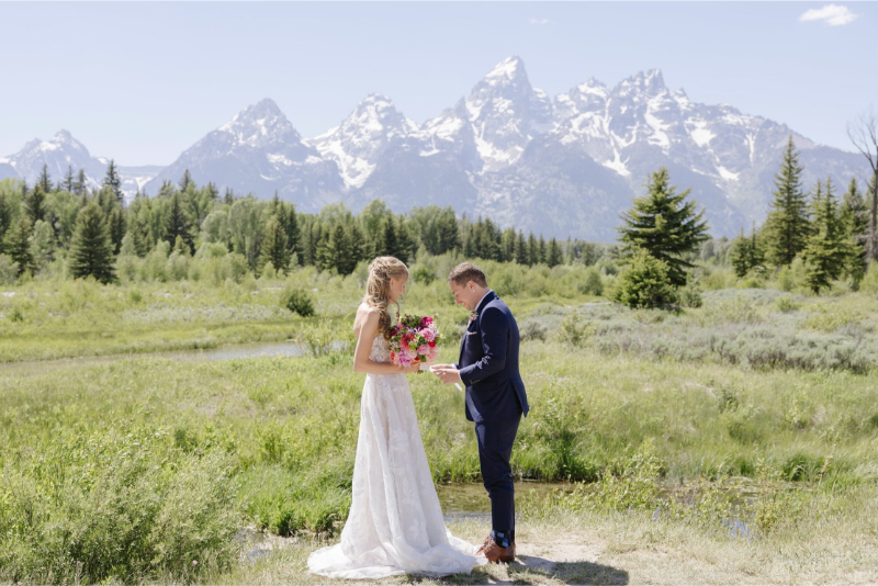 Jackson Hole photographer captures bride and groom eloping.